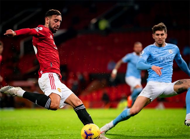 英雄联盟投注-转折点曼联篮板制胜，CBA季后赛加时末段攻防权衡，气氛紧张，细节决定成败的简单介绍